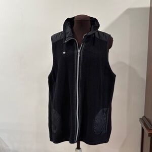 Black Sleeveless Hooded Jacket